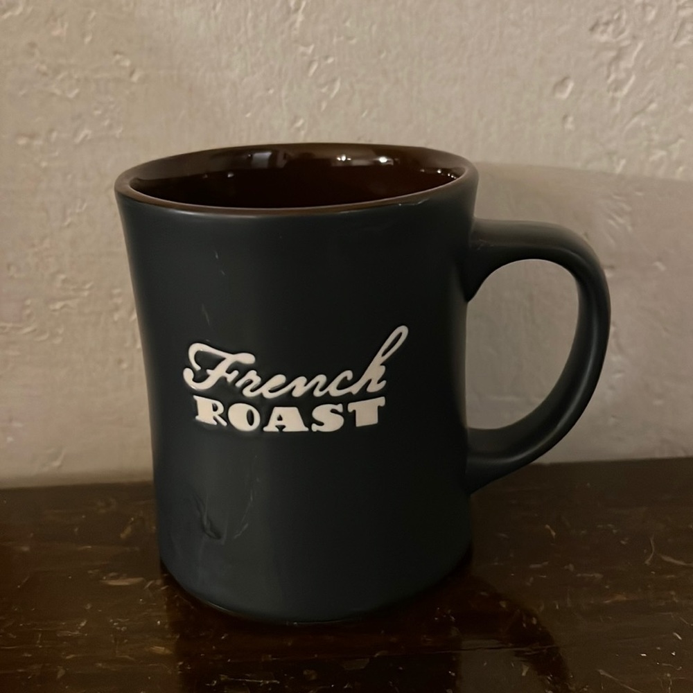 Starbucks coffee mug -French roast